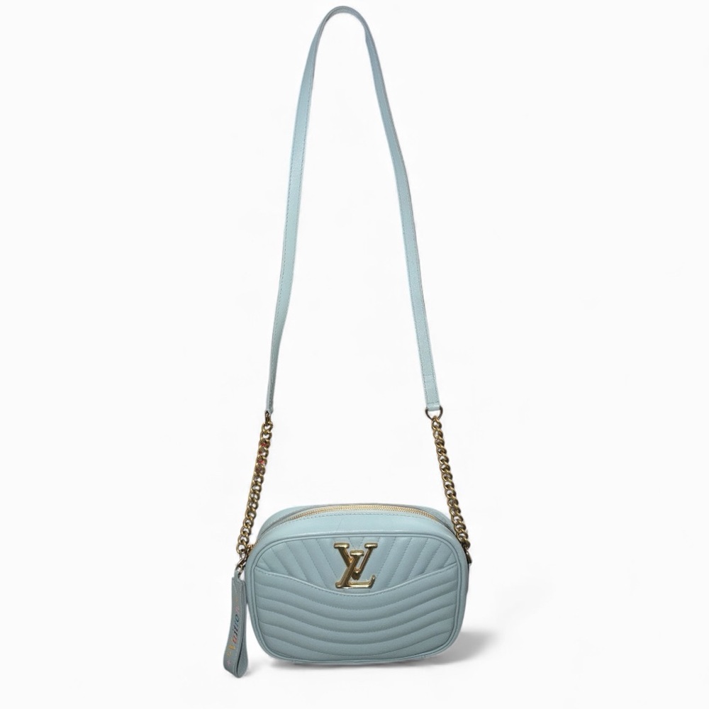 Louis Vuitton New Wave Chain Shoulder Camera Bag with COA and Dust Bag - Picture 6 of 10